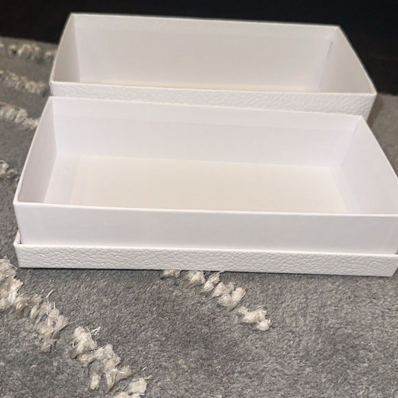 AUTHENTIC CHRISTIAN DIOR BOX STYROFOAM MATERIAL - Picture 3 of 5